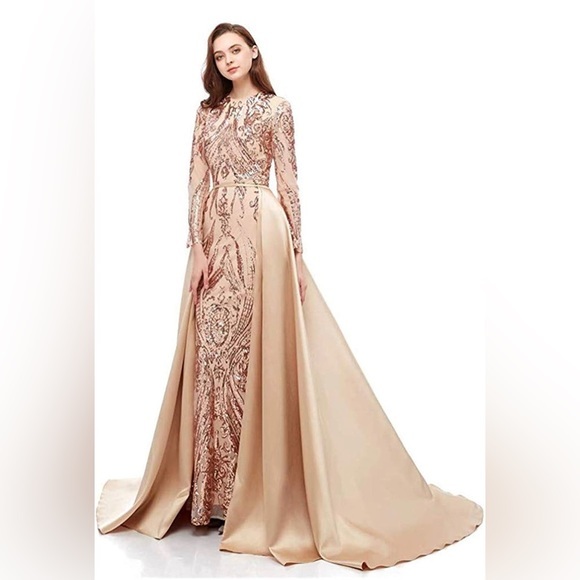 Two piece formal gold dress - Picture 2 of 9